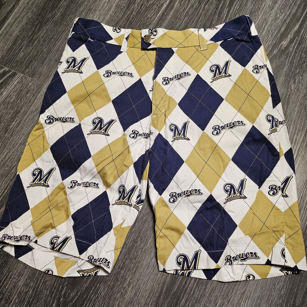Genuine Merchandise Milwaukee Brewers Shorts